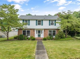 1007 49th St, Vienna, WV 26105