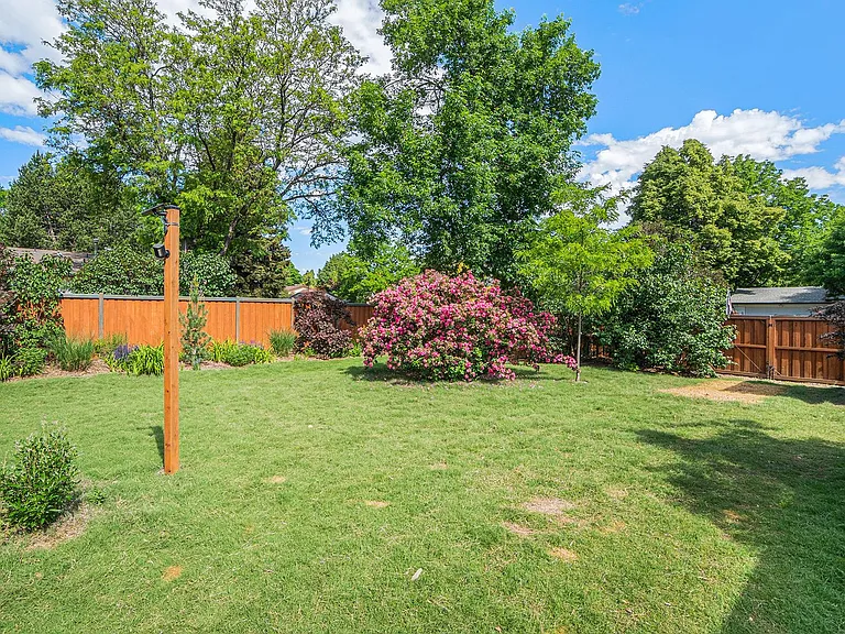 2901 Stover St — Photo 17