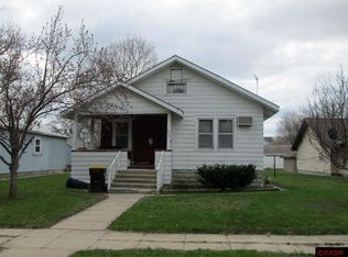 806 9th Ave N, Saint James, MN 56081