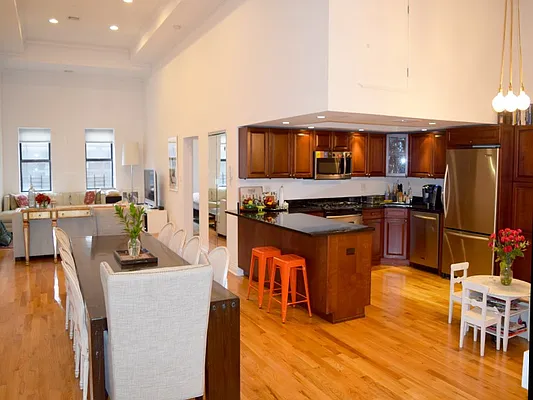 Rented by Sotheby's International Realty | media 26