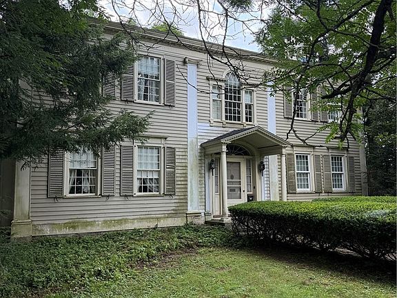 2nd image of 7 Reynolds Ave