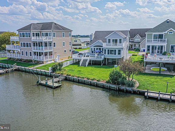 2nd image of 38377 Bayberry Ln
