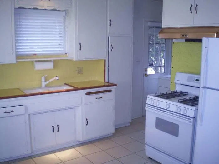 2 bed, 850 sqft, $2,575 — Photo 4