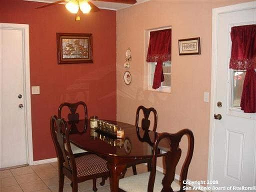 3rd image of 7239 GLEN POINT DR