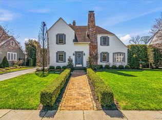 108 Chestnut Street, Garden City, NY 11530