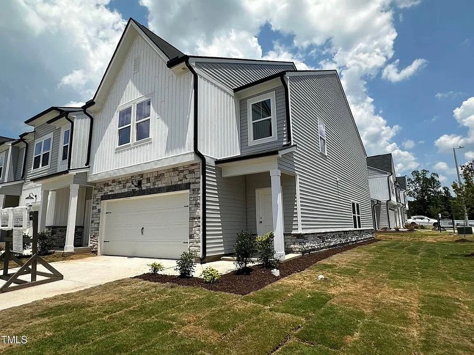 1st image of 3125 Ranger Dr