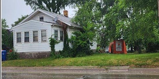 2nd image of 5313 12th Ave