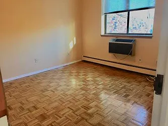 Rented by Papp Realty