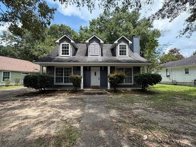 3149 Wellborne Dr W — Photo 2
