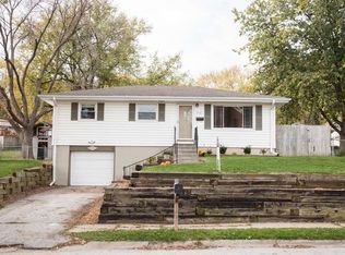 9143 Tomahawk Blvd, Omaha, NE 68134