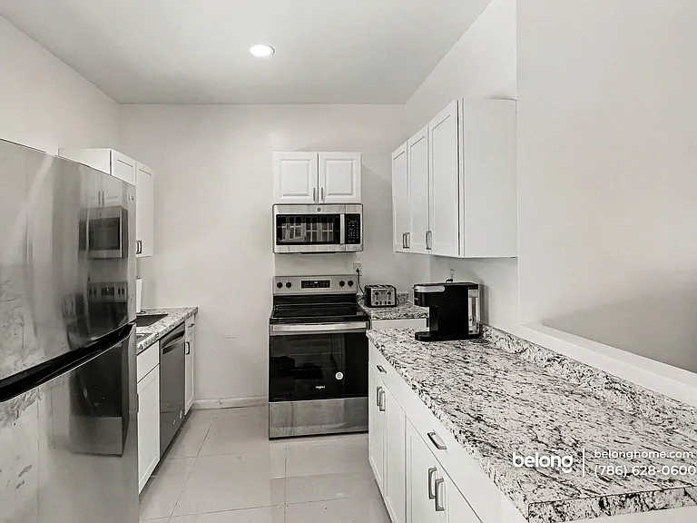 6235 4th St #B — Photo 21