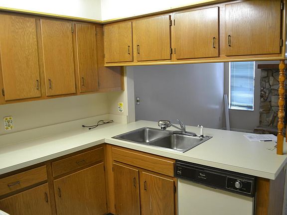 5th image of 4631 Ashley Dr