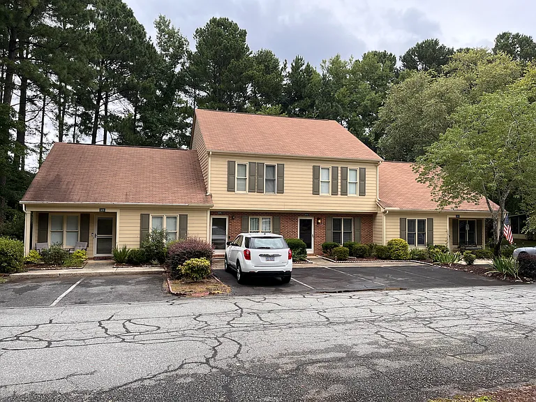 104 Sparger Springs Ln — Photo 2