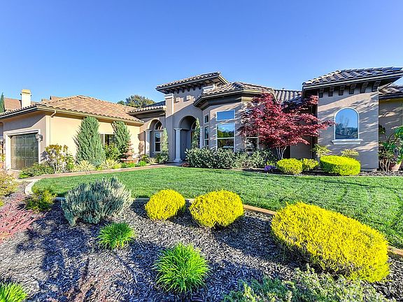 2nd image of 3012 Corsica Dr