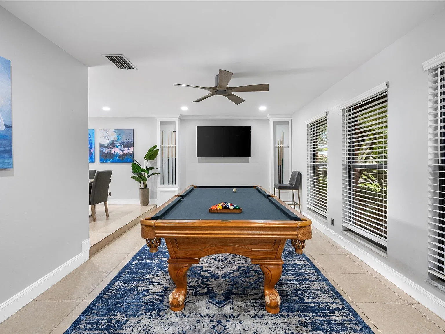 4 bed, 2.0 bath, 2118 sqft, $5,800 — Photo 4
