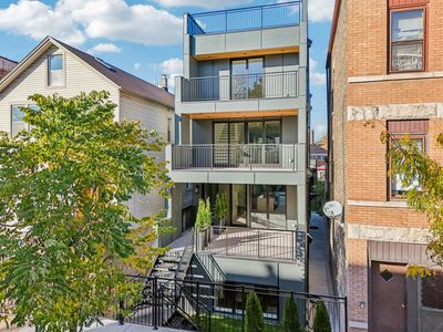 1536 W Chestnut St #B, Chicago, IL, 60642
