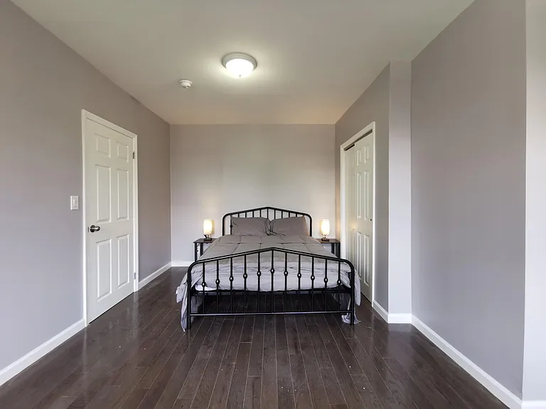 76 Storms Ave #2 — Photo 17