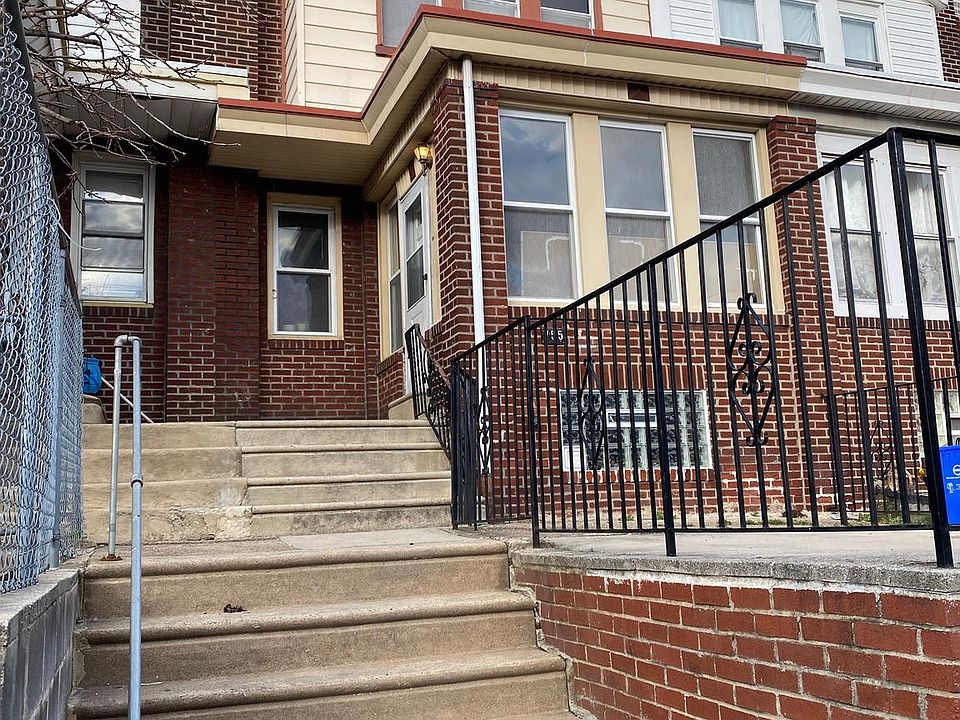 1st image of 755 Herkness St