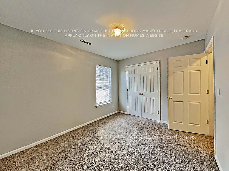 1320 Eastway Dr — Photo 16
