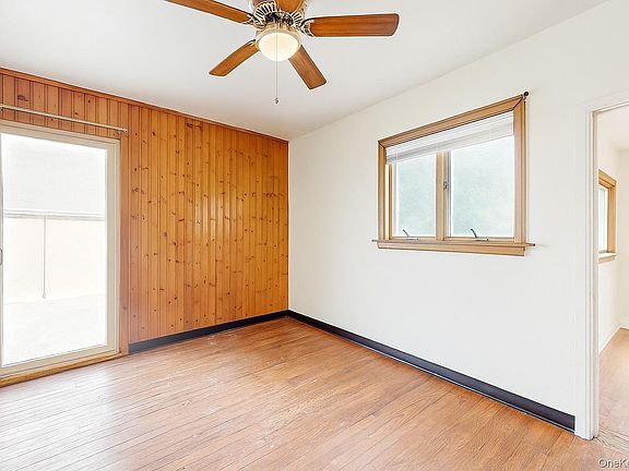4th image of D132 Edgewater #D