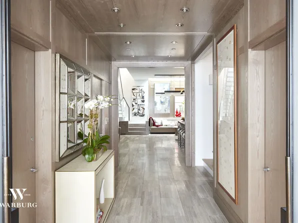 150 Reade Street image 1 of 13