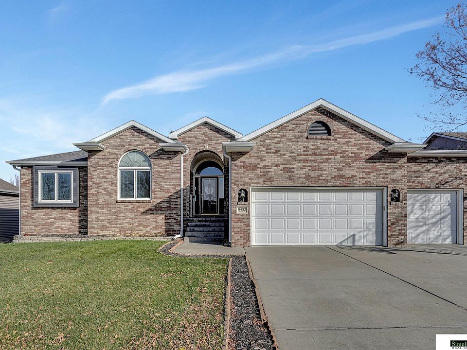 1st image of 9432 Benziger Dr