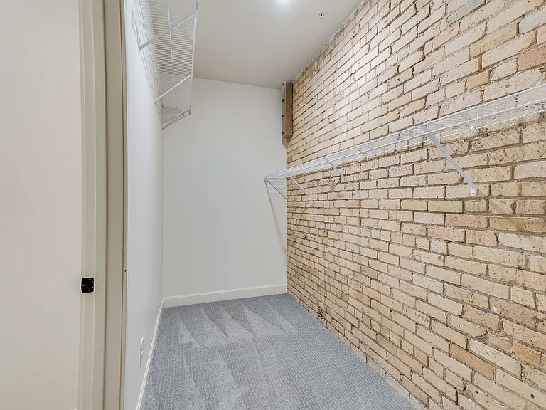 Smyth Lofts — Photo 6