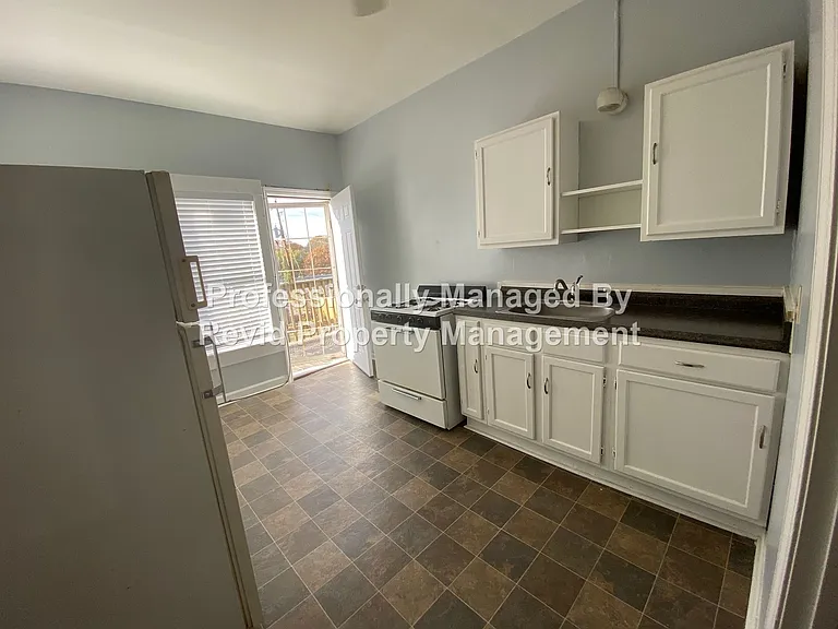 189 N Auburndale Pl #195-16 — Photo 6