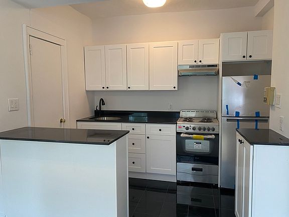 3rd image of 281 W 12th St APT 1