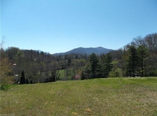 56 Luska Rdg, Waynesville, NC 28785