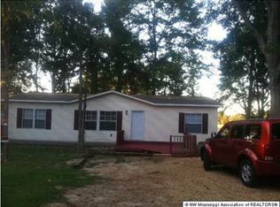 145 Magnolia Dr, Senatobia, MS 38668