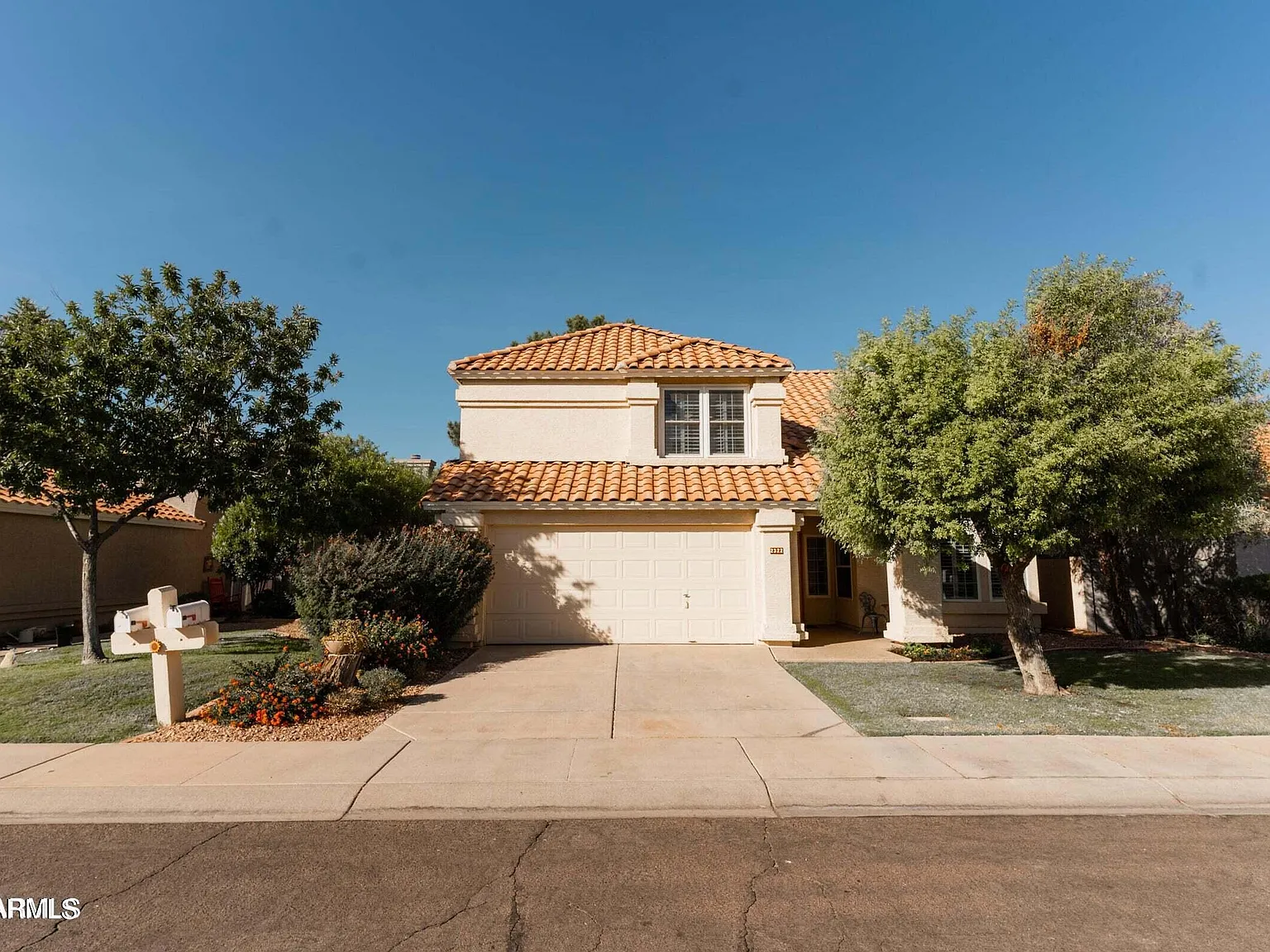 3 bed, 2.5 bath, 1952 sqft, $2,995 — Photo 1
