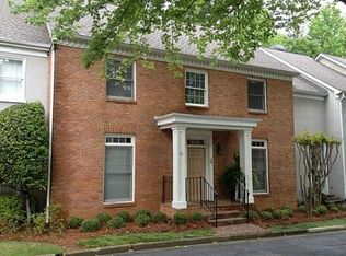 1038 Huntcliff Trce, Sandy Springs, GA 30350