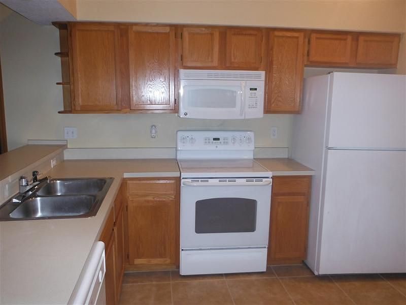 2nd image of 17343 2nd St
