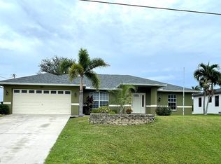 301 NW 25th Ave, Cape Coral, FL 33993
