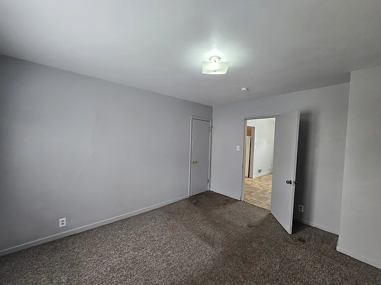 216 Courtland St #1 — Photo 10