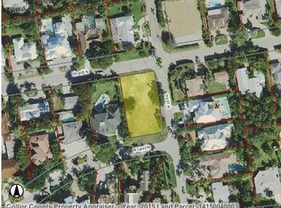 695 3rd St N, Naples, FL 34102