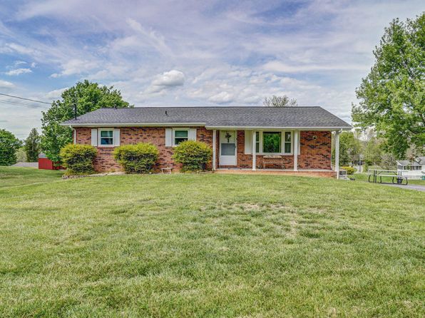 683 Ridge Dr, Piney Flats, TN 37686