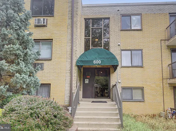1575 W Street Rd APT 614, Warminster, PA 18974