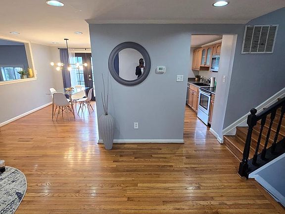 3rd image of 3702 Ashboro Ct