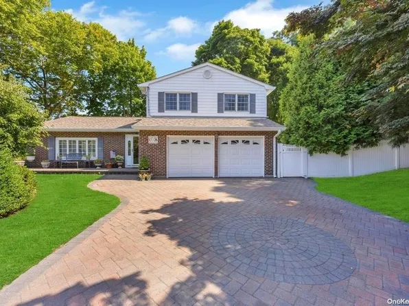 37 View Drive, Miller Place, NY 11764