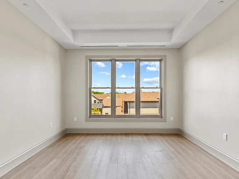 120 Old Post Rd #Penthouse E303 — Photo 11