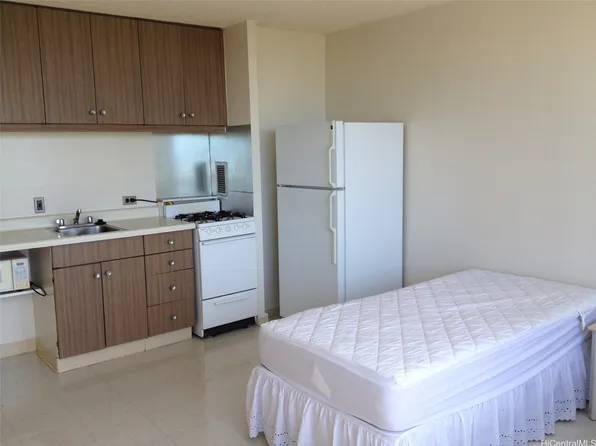 1550 Wilder Ave APT A1013, Honolulu, HI 96822