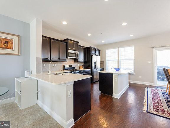 4th image of 15636 Sunningdale Pl