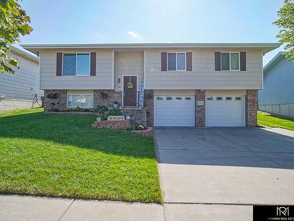 3rd image of 5249 W Thatcher Ln