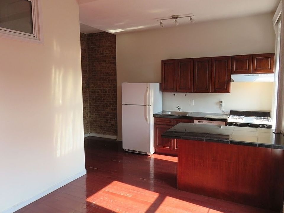 1st image of 1047 Bedford Ave APT 4B