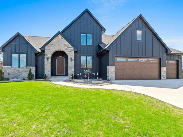 1849 Ridgemont Cir, De Pere, WI 54115