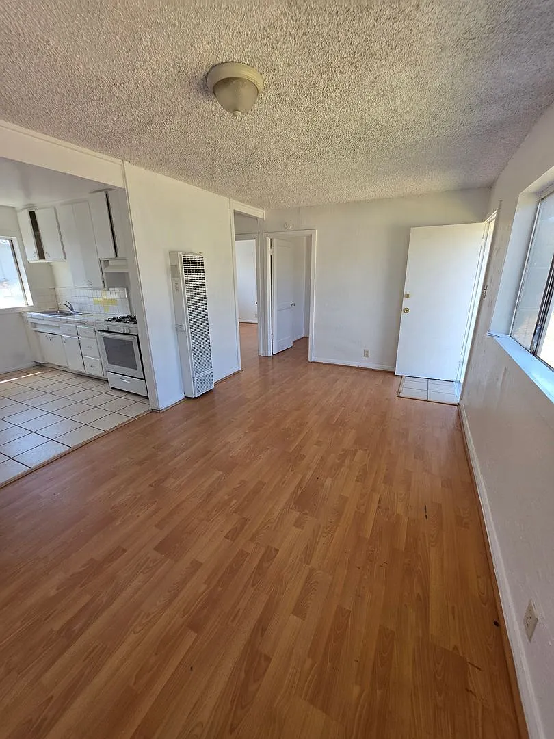 17721-17723 Alburtis Ave (PMC205) — Photo 2