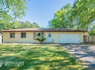 1366 Balsam St E, Eagan, MN 55123