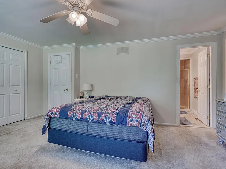 18 Collis Ct — Photo 19